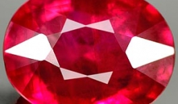 Nhận biết đá Ruby thiên nhiên, nhân tạo và đá giả